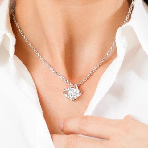 Clavicle Four-Leaf Clover Pendant Eternal Heart Diamond Jewelry